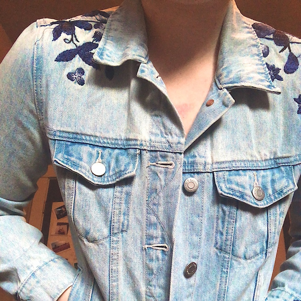 Jean Jacket w/ floral detailing